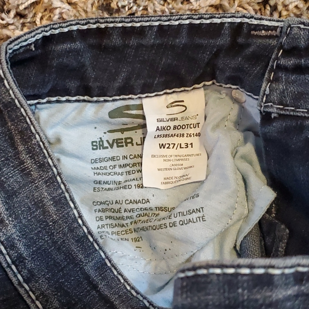 Silver Jeans - Picture 5 of 8